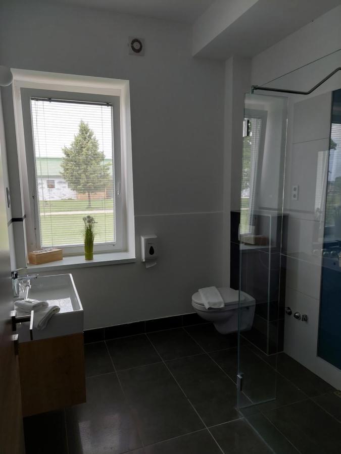 Hédervári Lovas Vendégház Extérieur photo